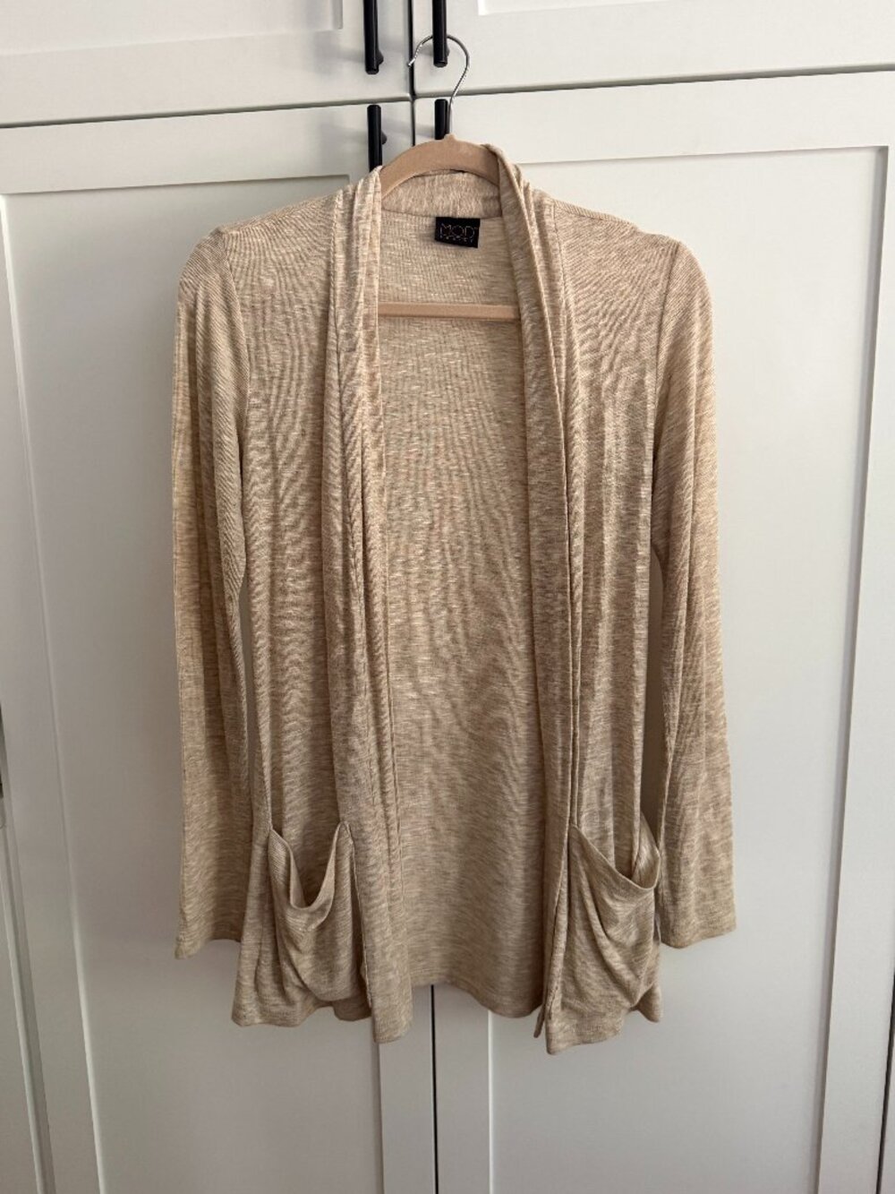 Lightweight beige cardigan XS